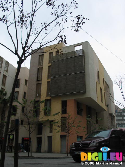 20605 Cubus building